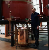 M. Paignon à la distillerie - rognée